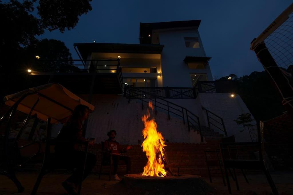 The Apricity Bhimtal Luaran gambar